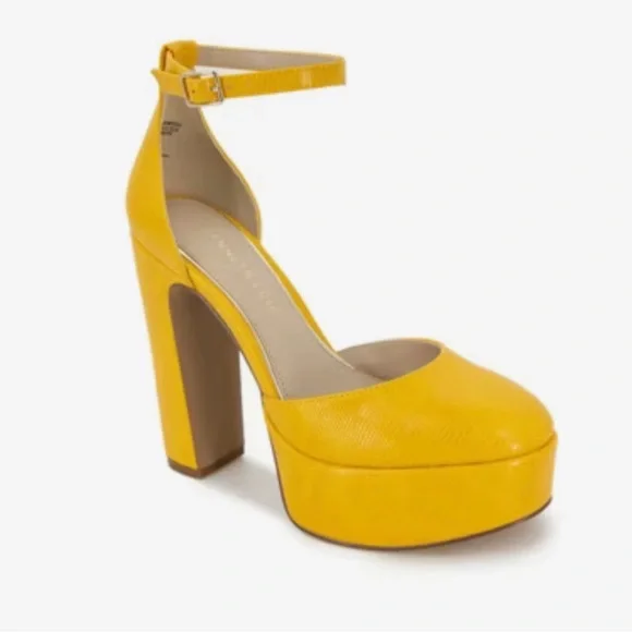 Kenneth Cole New York Women's Tatum Platform Pumps. - Picture 2 of 14